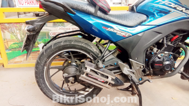 HONDA CV HORNET